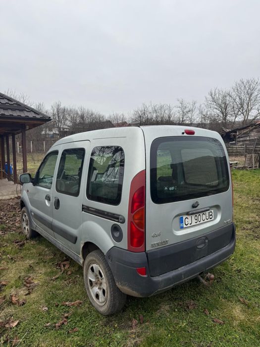 Vand/Schimb renault kangoo 4*4