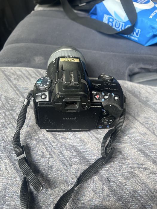 Зеркальный фотоаппарат Sony