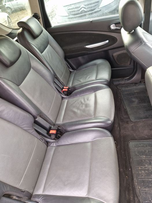 Dezmembrez ford smax