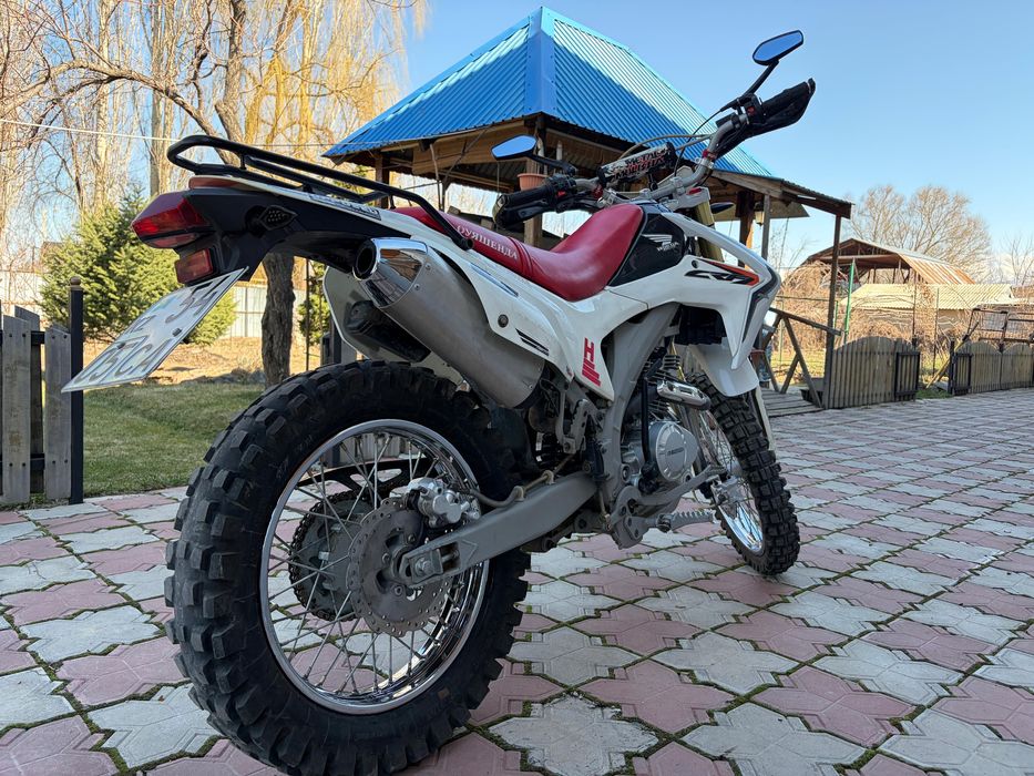 Продам эндуро мотоцикл 250
