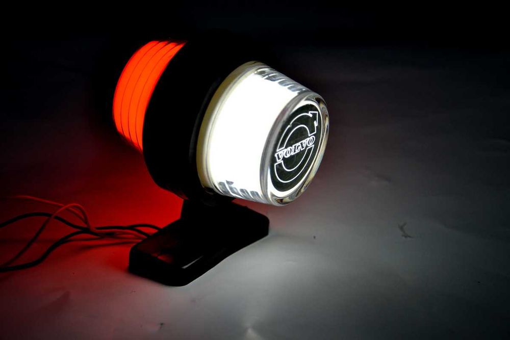 1бр. Лед LED НЕОН рогчета габарити  24V с лого VOLVO , 2 модела