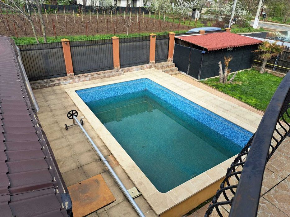 Vila 5 camere, P+1, 210 mp Tunari, Pipera, curte 500 mp, cu piscina