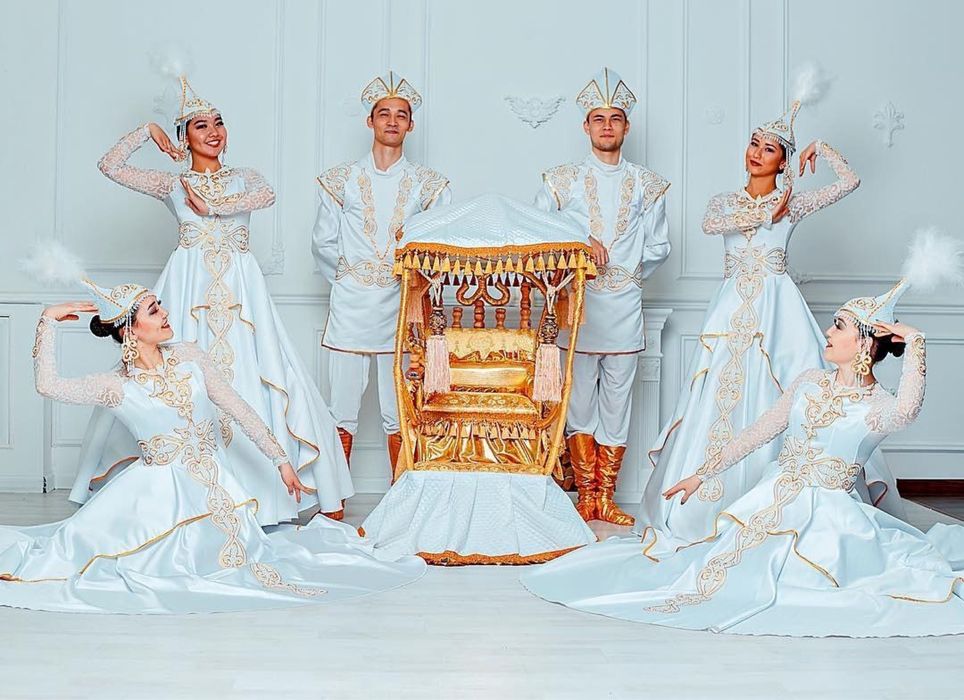 Тамада , шоу программа үйлену той , узату , юбелей .