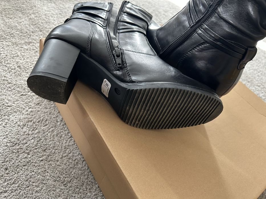 Боти Minozzi в черно