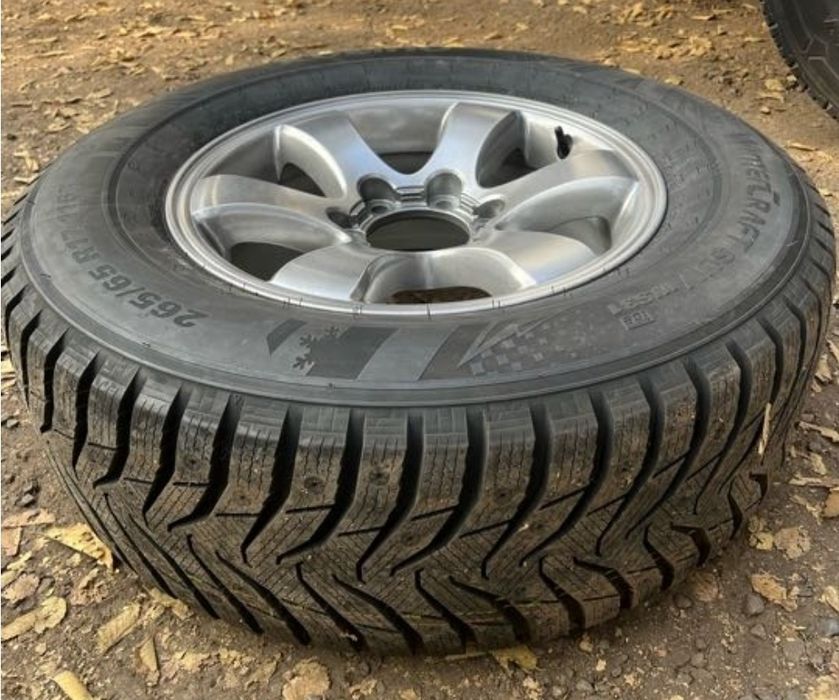 Шины зимние 265/65/R17