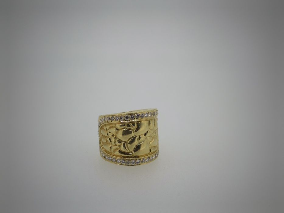 Inel aur 18k 19.48 Gr  cum diamante naturale (r)
