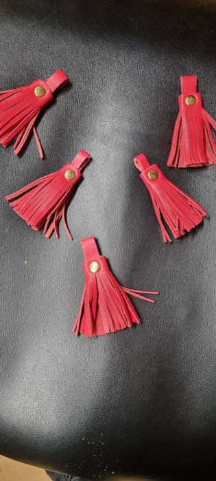 Кожени пискюли за украса на чанове