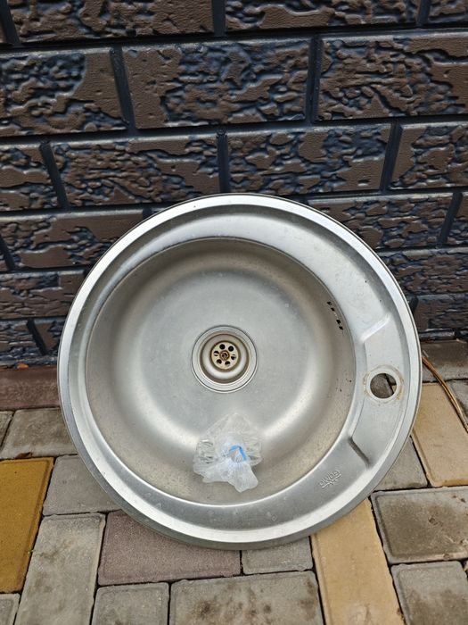 Раковина металлическая