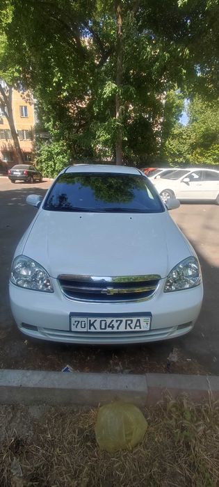 Lacetti 1.8 2013 yil tozza