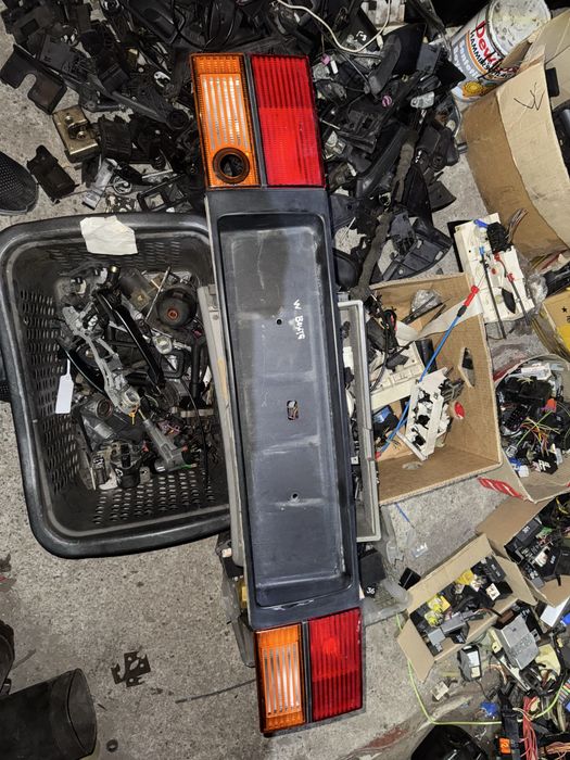 Бленда Накладка крышки багажника венто