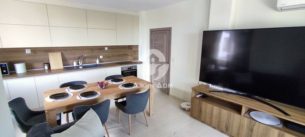 Продава се Тристаен апартамент в Бяла - 100 кв.м за 628 €/кв.м - Снимка #2