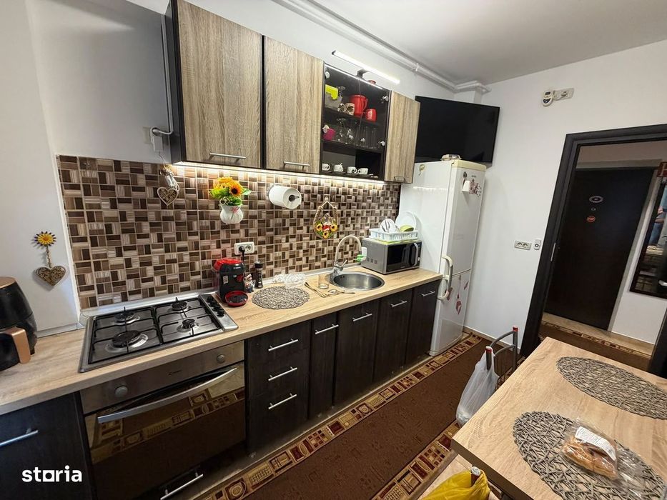 Garsoniera - Parcare Inclusa, Mobilata Complet, Bloc Nou, Comision 0%