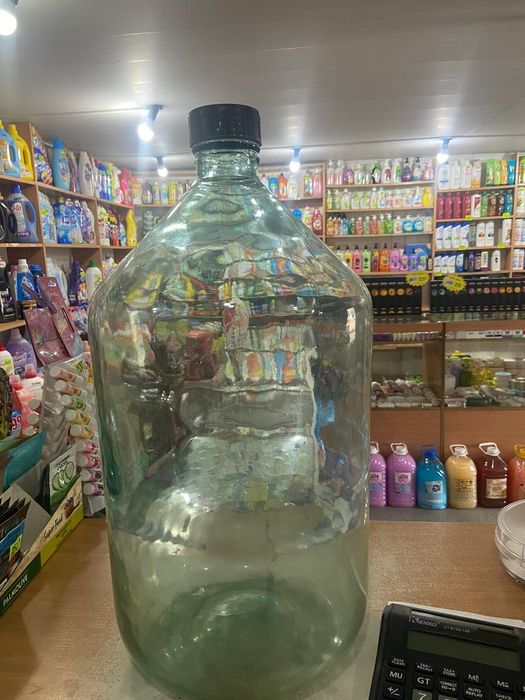 Продам Бутыль 20 л