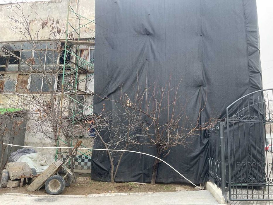 Аренда ангар производственное помещение 3000м в центре ул. Бабура (ЛА)