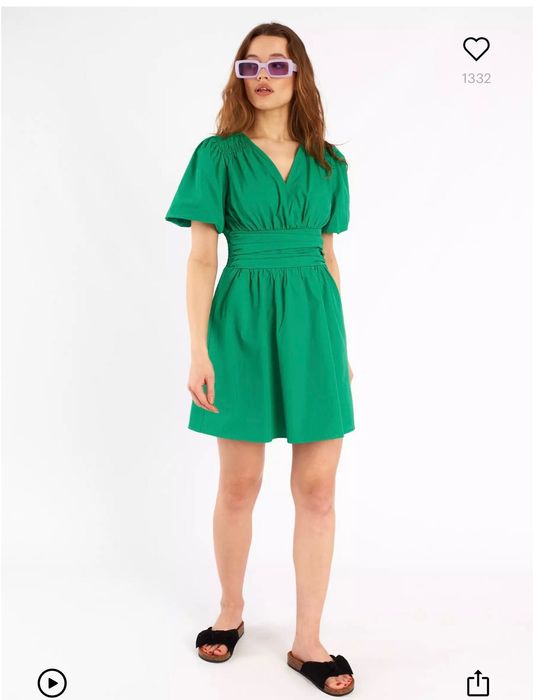 Зелена лятна рокля