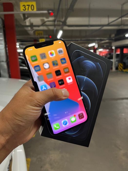 Продам Iphone 12 pro max 128 Gb