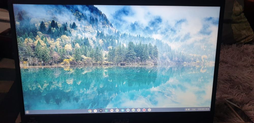 Vând leptop Asus nou chromebook c1500