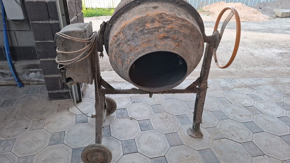 Бетономешалка  продам