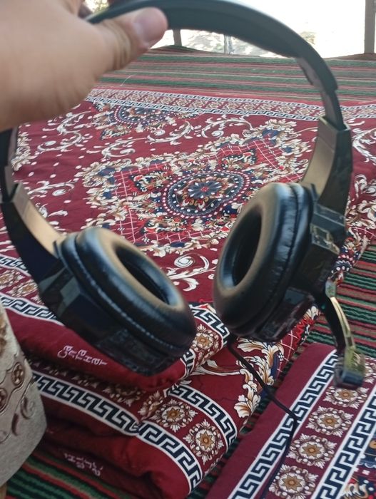 Gamerski quloq chin yangi ikki marta kiyilgan simli srochni sotiladi