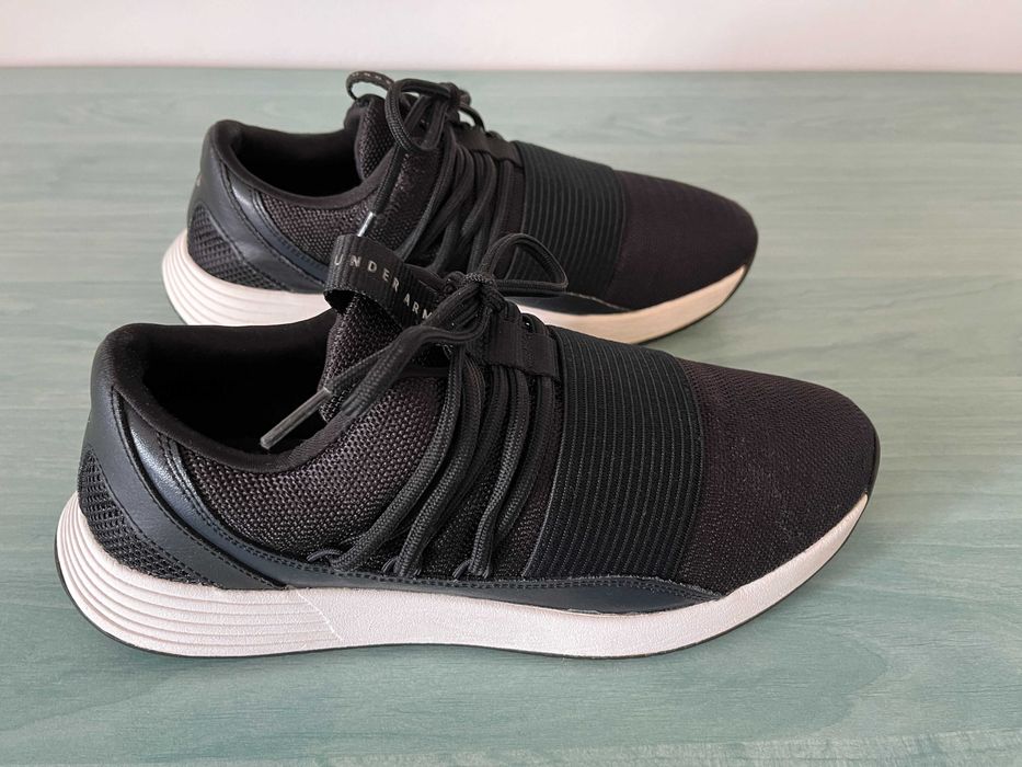 Pantofi sport Under Armour, negri