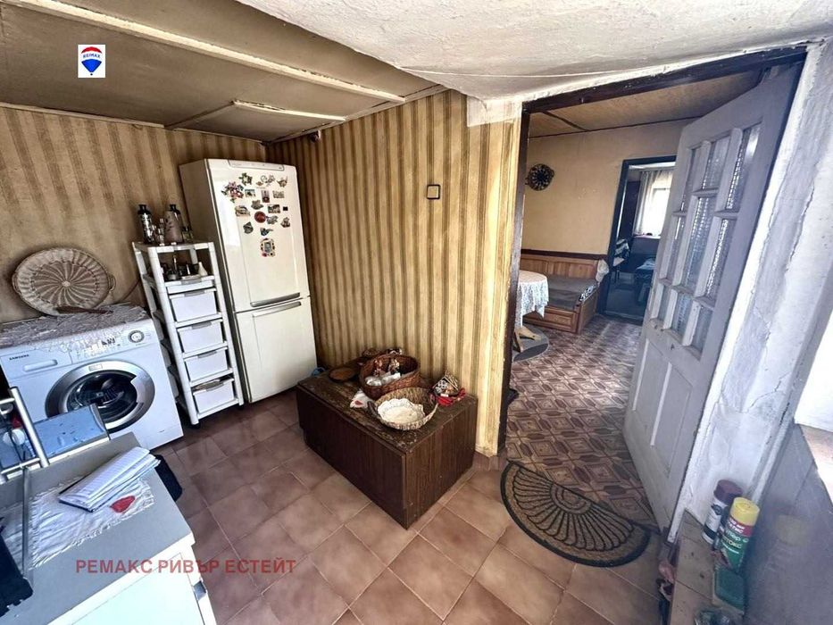 Селска къща за продажба в с. Иваново