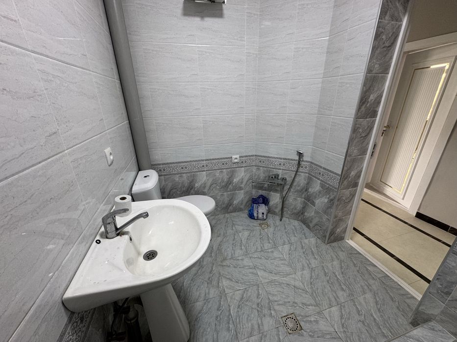 СРОЧНО 5 ком дом, Азербаджанский центр, Мирабадский район