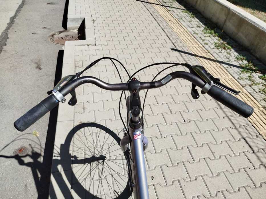 Градски B'Тwin riverside   28цола Алуминиев Лек удобна дамска рамка 24Палцови скорости