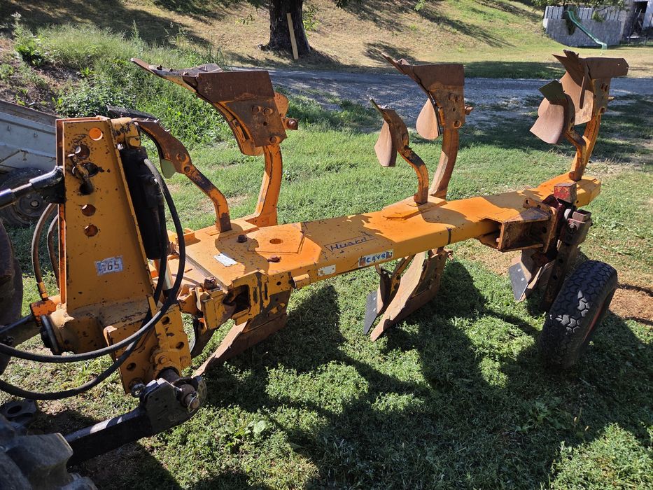 Plug Huard reversibil cu 3 brezde