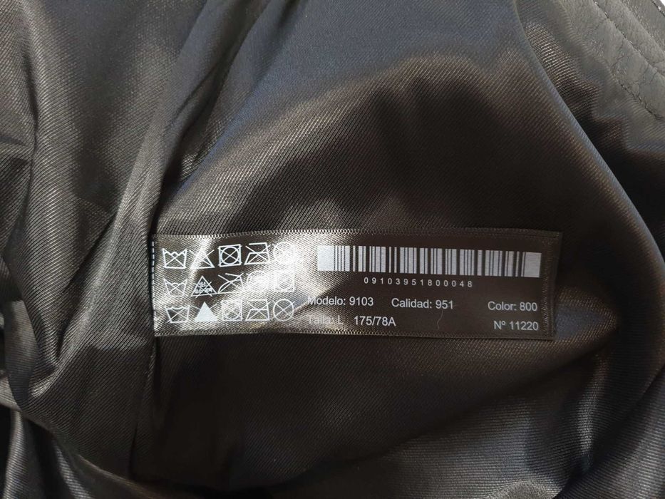 Кожен панталон Massimo Dutti