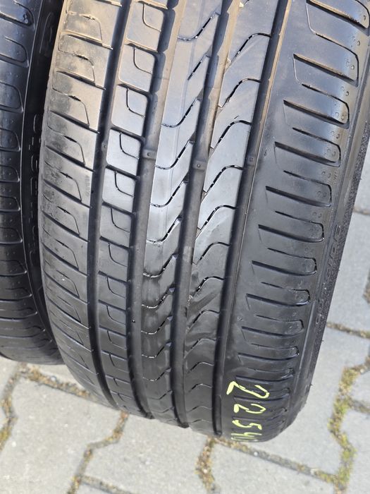 225 40 18 Pirelli