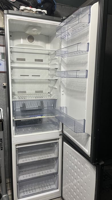 Холодильник BEKO