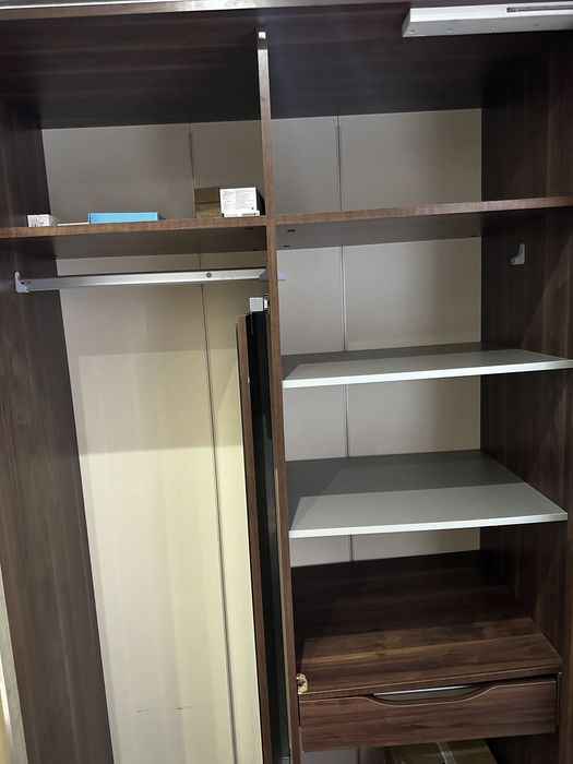 Спальный гарнитур