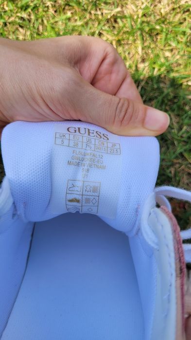 Adidasi Guess originali, noi, piele naturală, marimea 38