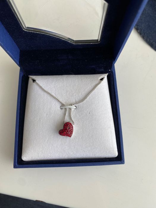 Swarovski колие сърце