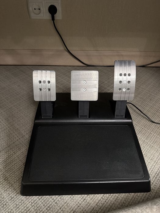 Руль Игровой Thrustmaster t300 rs gt edition