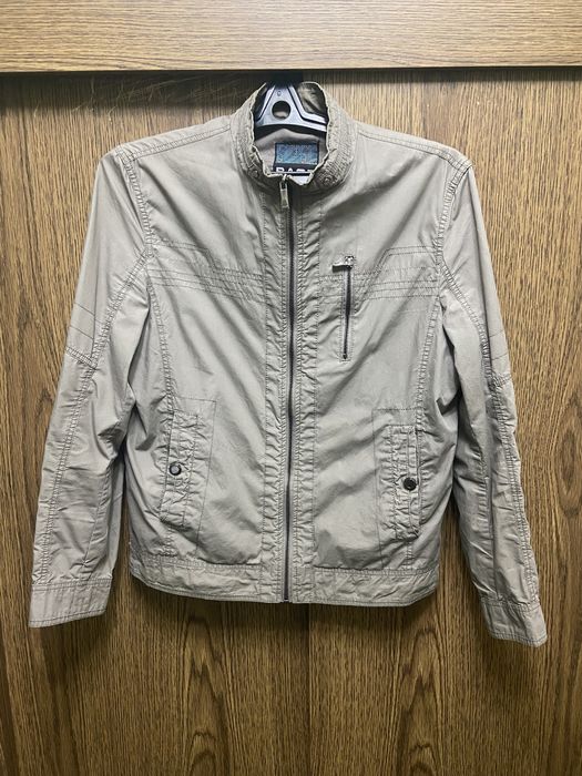 Мужская куртка-ветровка б/у