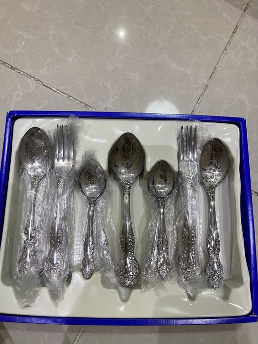 Столовые приборы