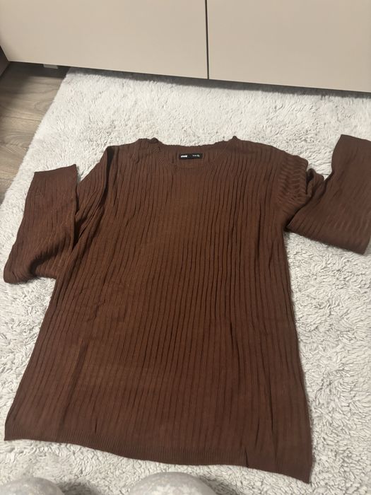 Bluza noua, culoare toamna