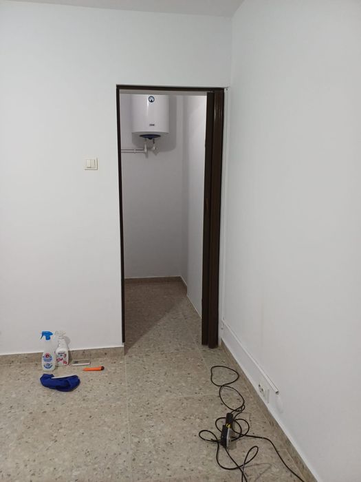 Inchiriez spatiul comercia Moineștil