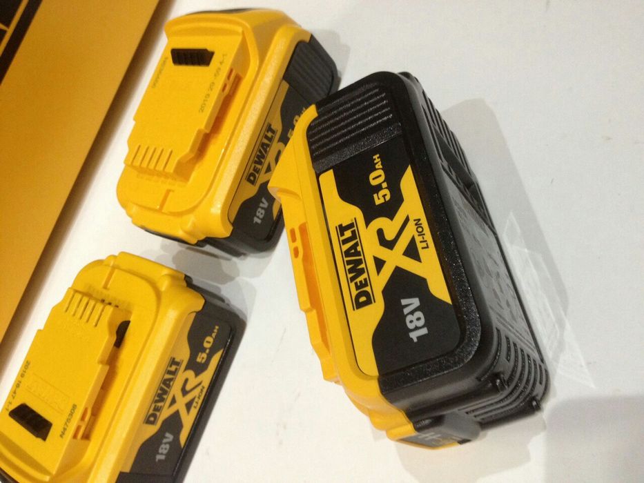 Гайковерт DeWALT DCF899N 18V XR Brushless / Безчетков 950Nm/610W