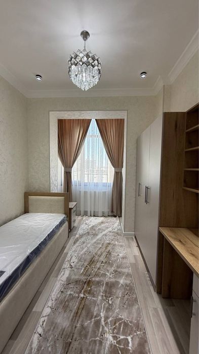 Продается 3 ком. Квартира студийная площадью 60 кв.м. По ул. Рудаки