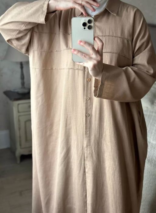 Бежевая Абая с штанами