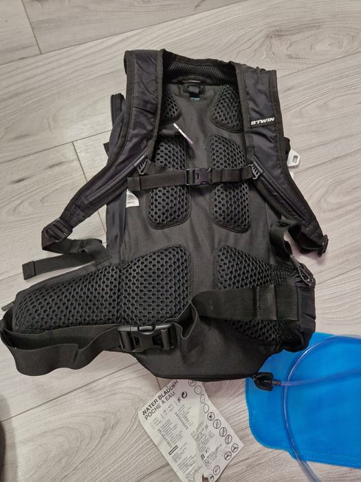 Раница за тичане Camel Bag 10 литра