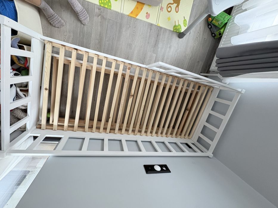 Легло тип сандвич