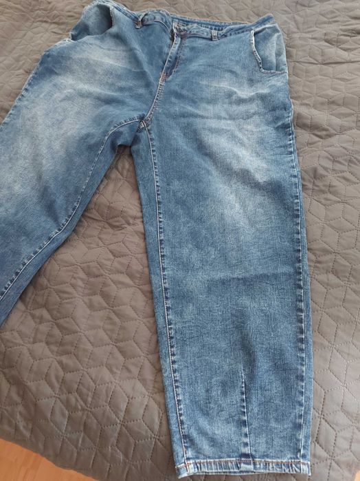 Дамски дънки тънки ластични 52 размер