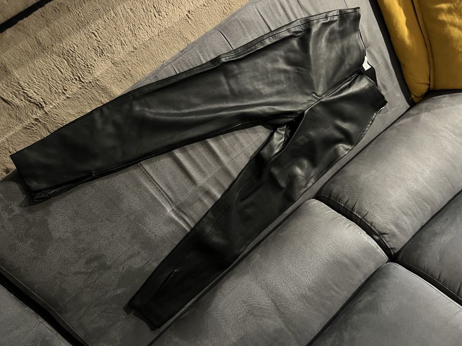 Кожен панталон, 36 размер, Mango