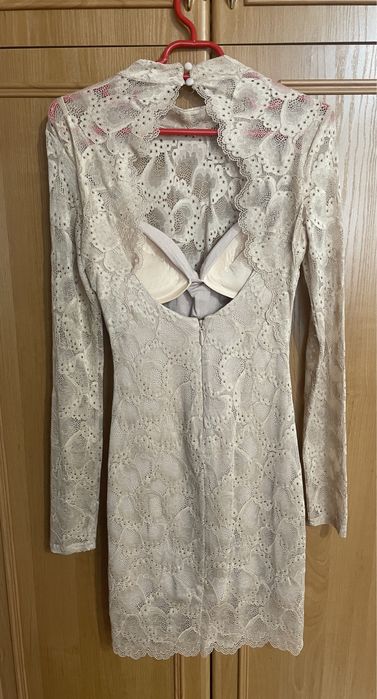 Rochie de dantela