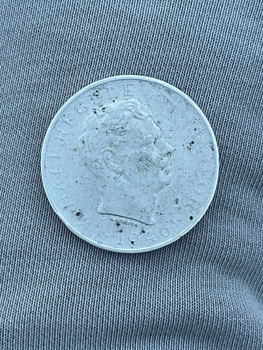 Moneda 70% din argint si 30% cupru