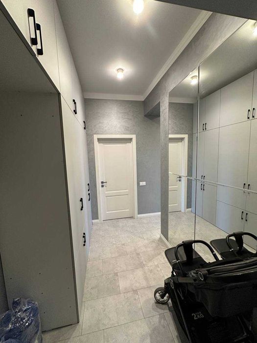 Квартира 65 м², метро Новза