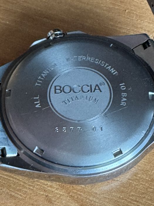 Продам часы новые